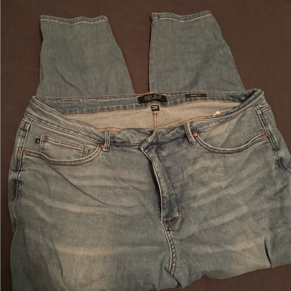 Judy Blue Light Blue Straight Leg Jeans